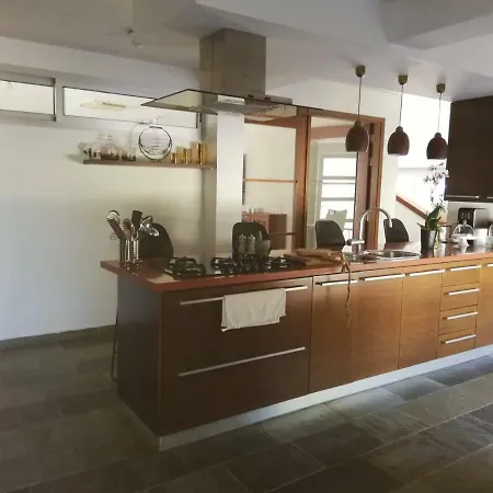 Golden Sun Villa